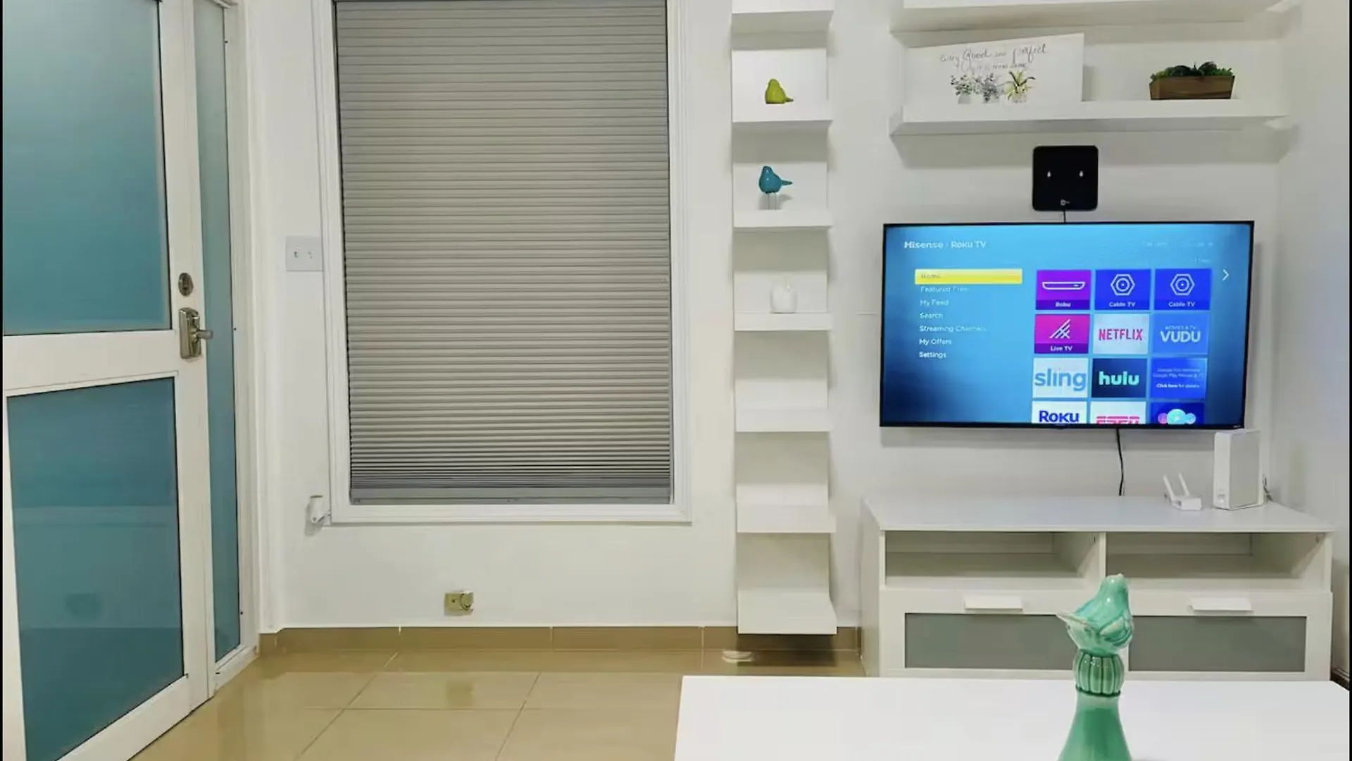 Hollywood Apartments ヤブコア